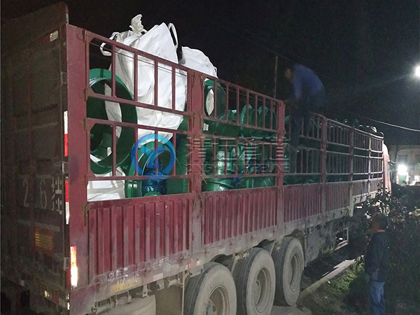 發(fā)貨現(xiàn)場(chǎng)